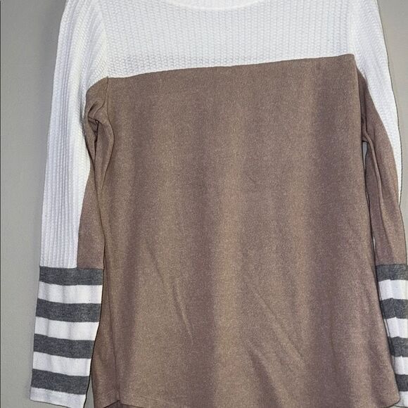 Maurices Cream and Brown Long Sleeve T-Shirt - Picture 4 of 10